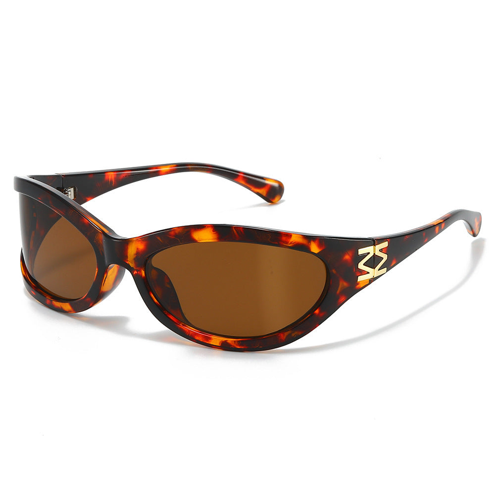 Sleek Cat-Eye Fashion Sunglasses Stornfield