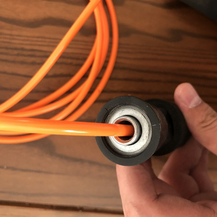 Jump rope with non-slip grips and adjustable cord Stornfield