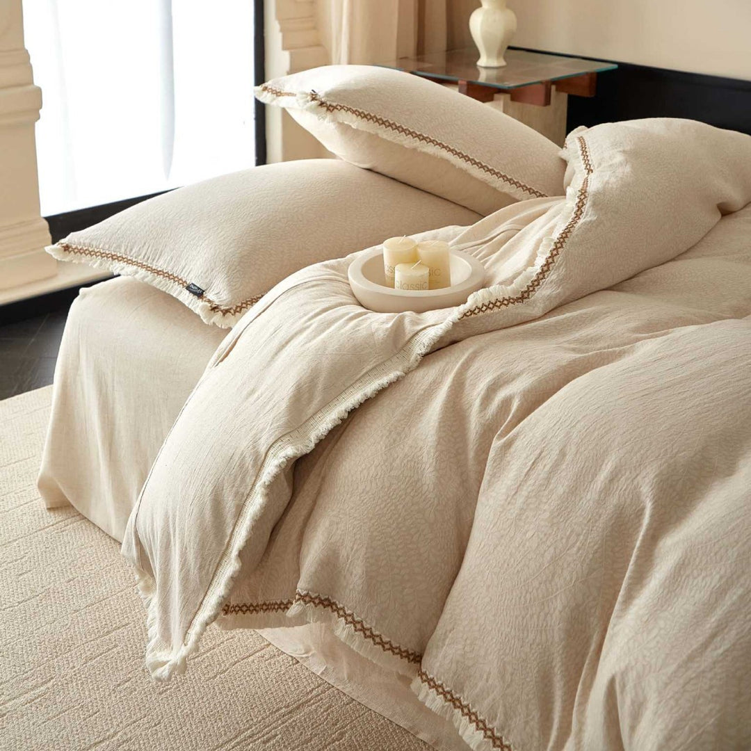 Scalloped-Edge Cotton Linen Blend Quilted Duvet Cover Set with Pillow Shams