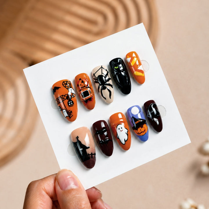 Fake nail set with spooky Halloween designs Stornfield