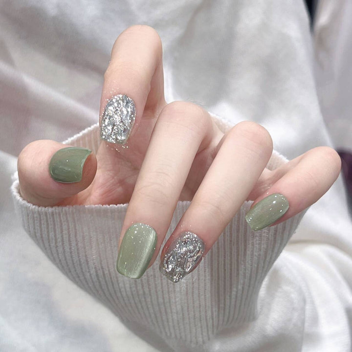 Glittery Decorative Press-On Nail Art Stornfield