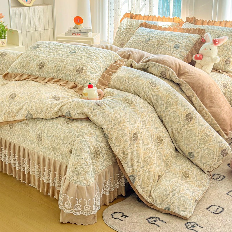 Cozy Heart-Printed Bedding Set