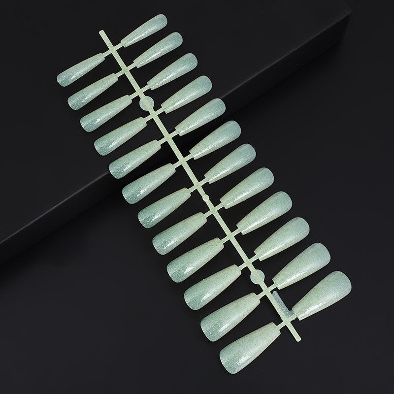 Artificial Nails Set with Elegant Design Stornfield