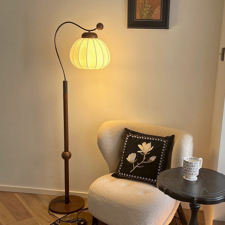 Modern Curved Floor Lamp with Adjustable Shade