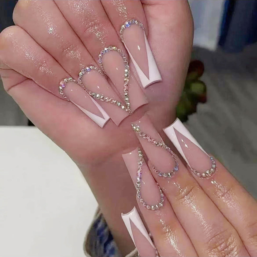 Elegant Glossy Almond-Shaped Press-On Nails Stornfield