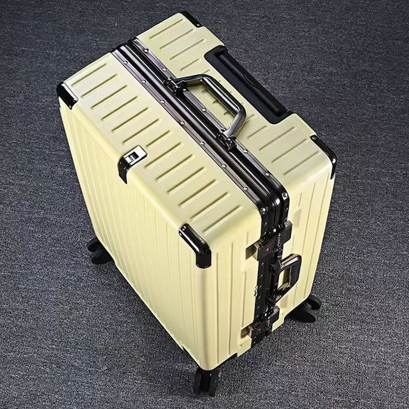 Rugged Expedition Suitcase Stornfield