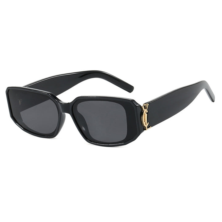 Women’s fashionable sunglasses with square design and luxurious details Stornfield