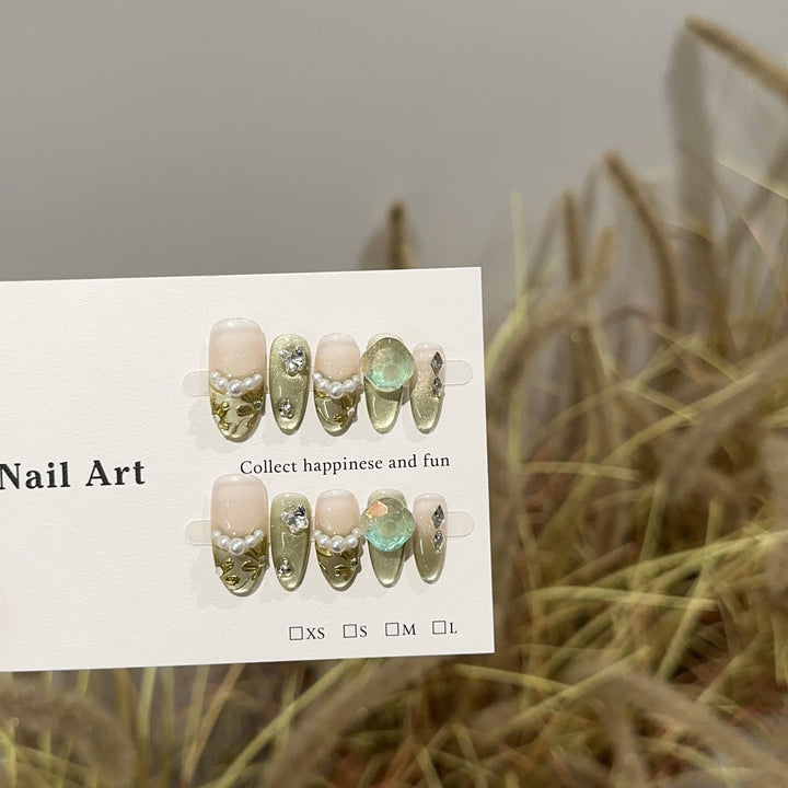 Elegant Press-On Nail Art Design Set
