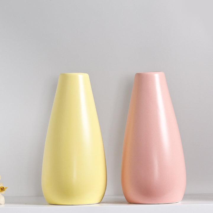 Contemporary Artistic Ceramic Vase Stornfeild