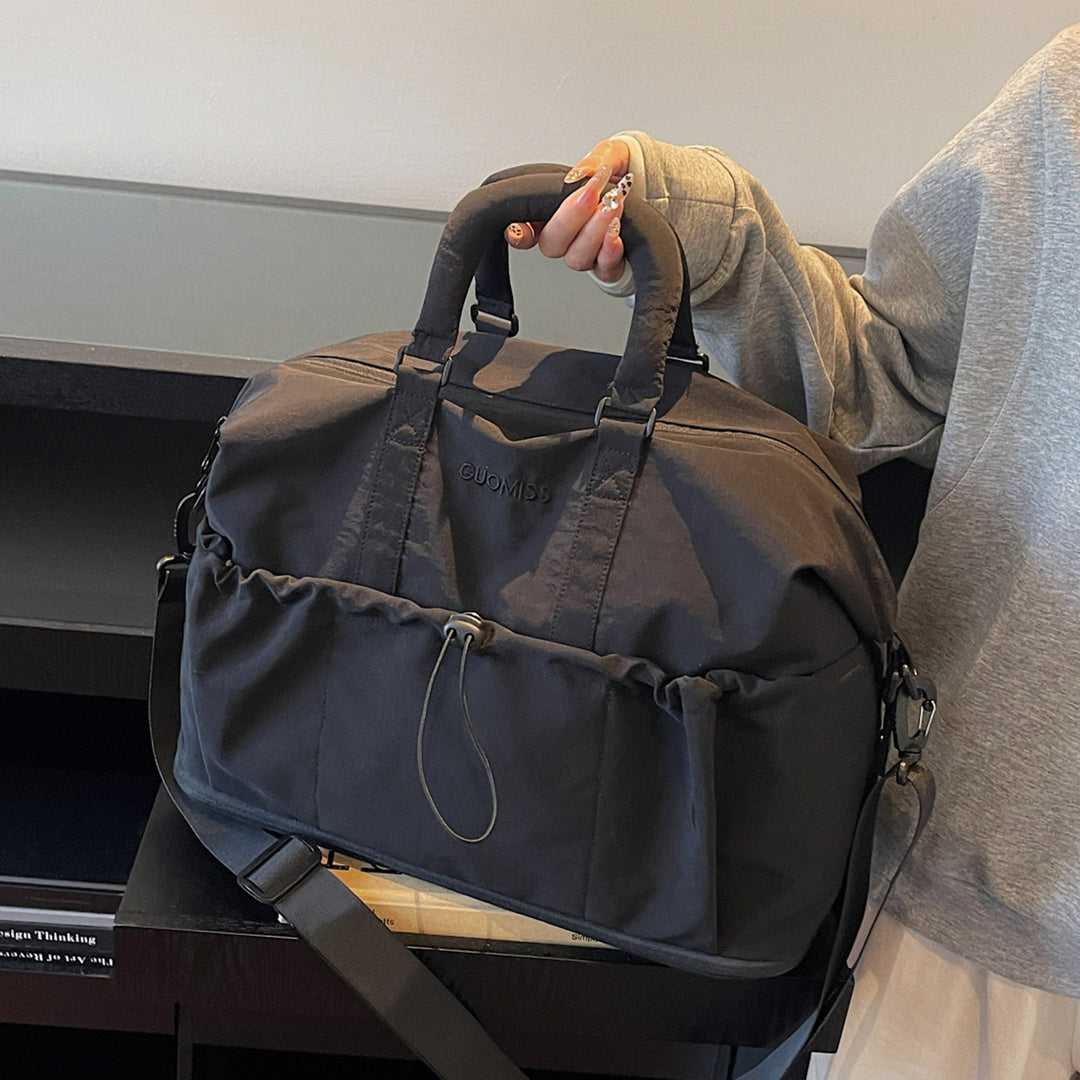Versatile Multi-Compartment Travel Weekender Duffle Stornfield