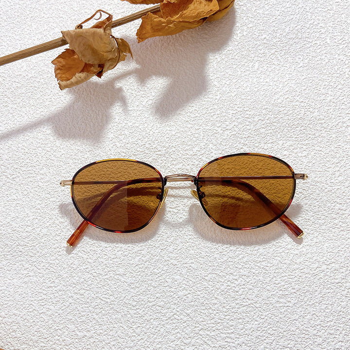 Fashionable Glasses in Elegant Design Stornfield