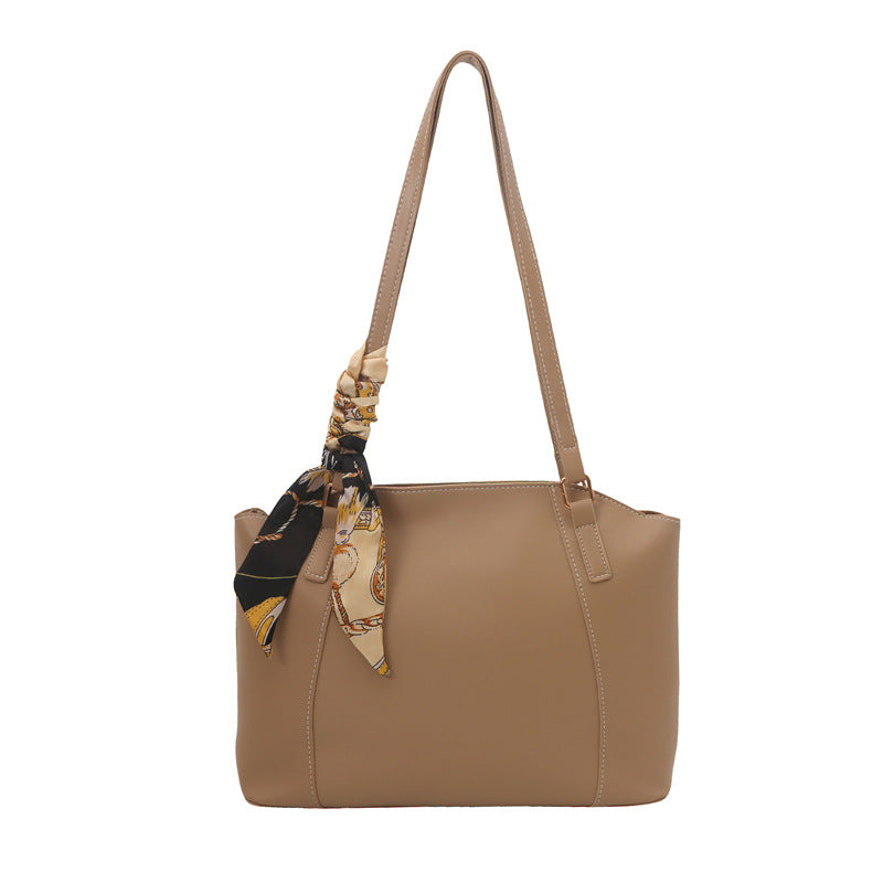 Elegant Structured Tote Bag Stornfield