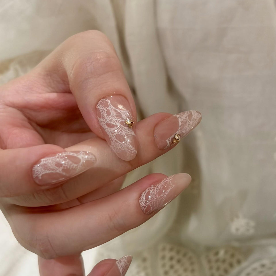 Elegant artificial nails with tips and glitter Stornfield