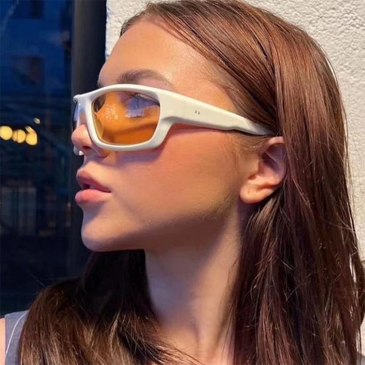 Women's sporty sunglasses with sturdy frame and polarized lenses Stornfield