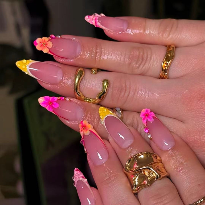Artistic Floral Accent Press-On Nail Set Stornfield