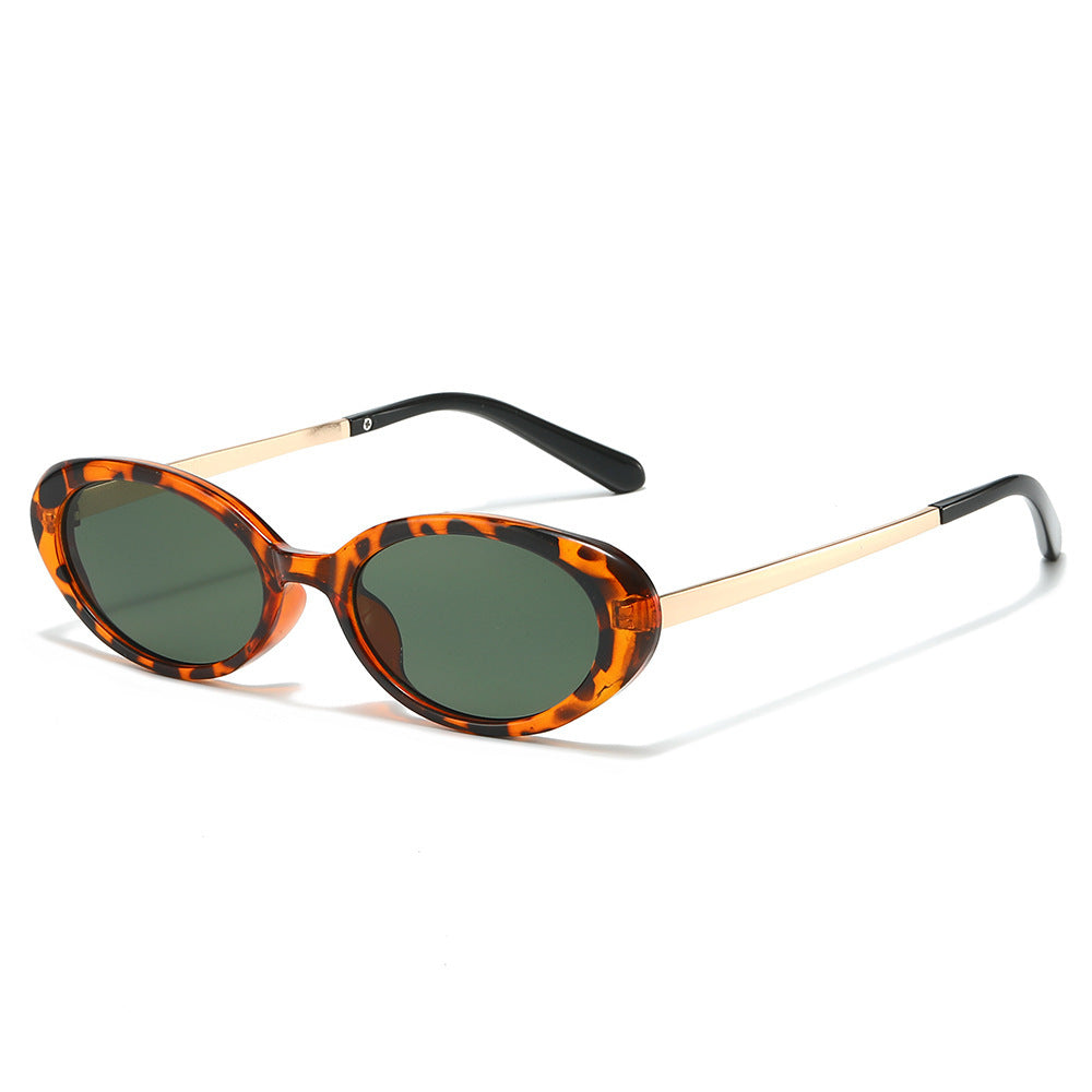 Retro-Inspired Oval Frame Sunglasses Stornfield 1787812326