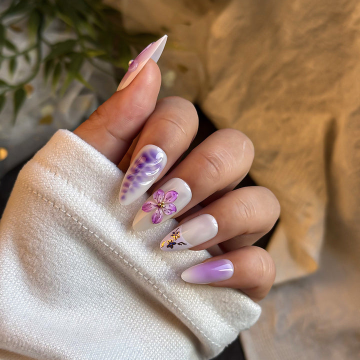 Artistic Floral-Embellished Press-On Nails Stornfield