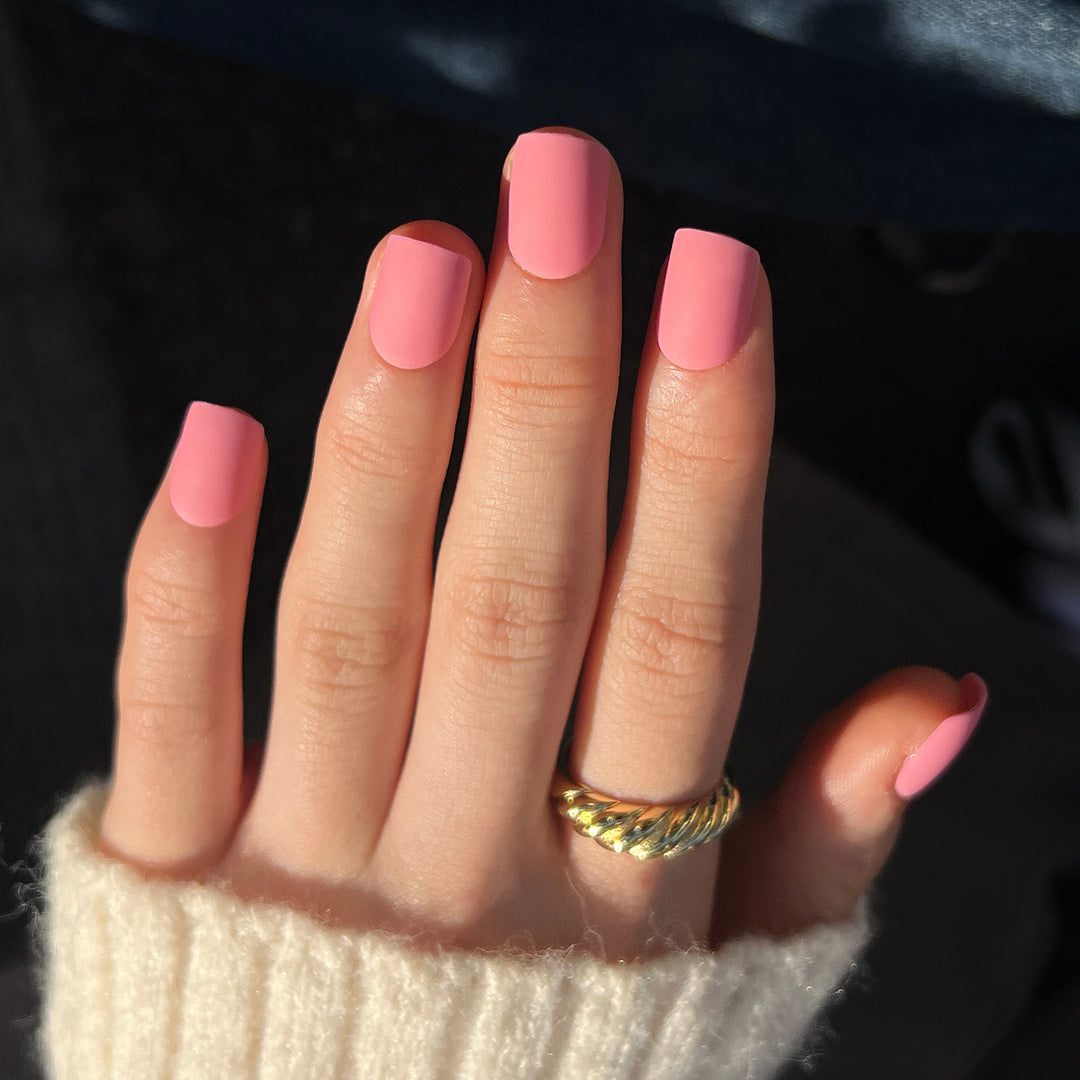 Matt lacquered nail art Stornfield