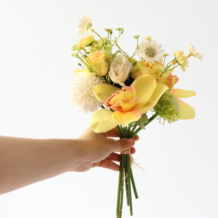 Elegant Floral Bridal Bouquet