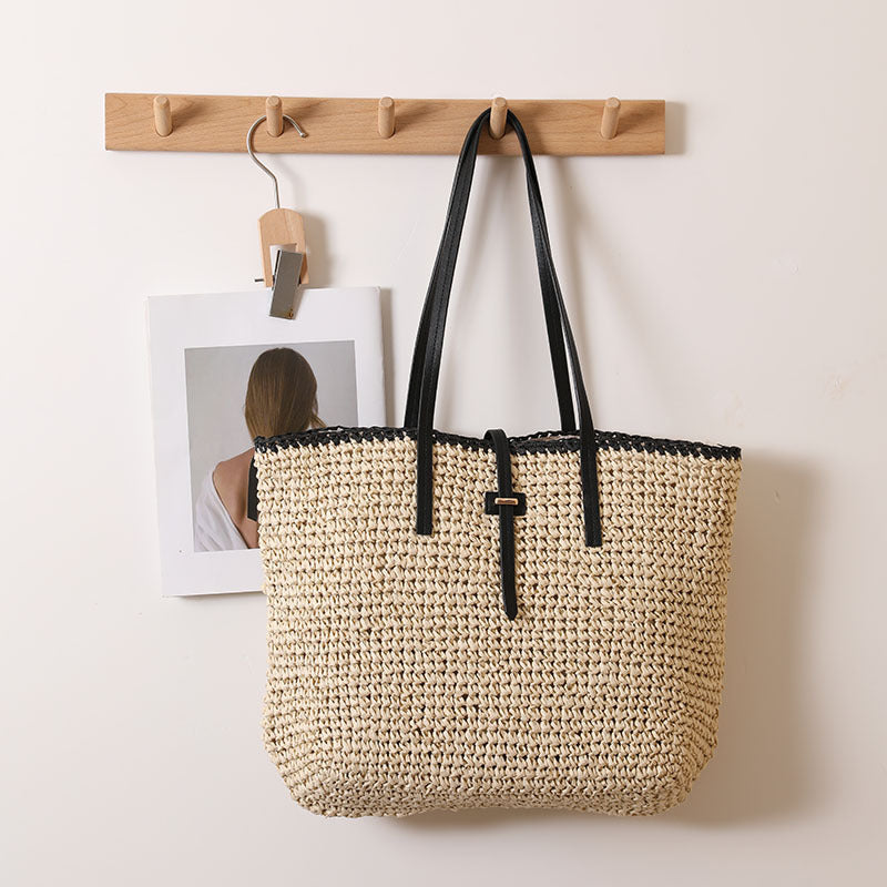 Stylish and spacious wicker bag Stornfield