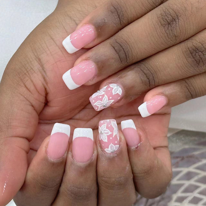 Elegant Floral Nail Art Design