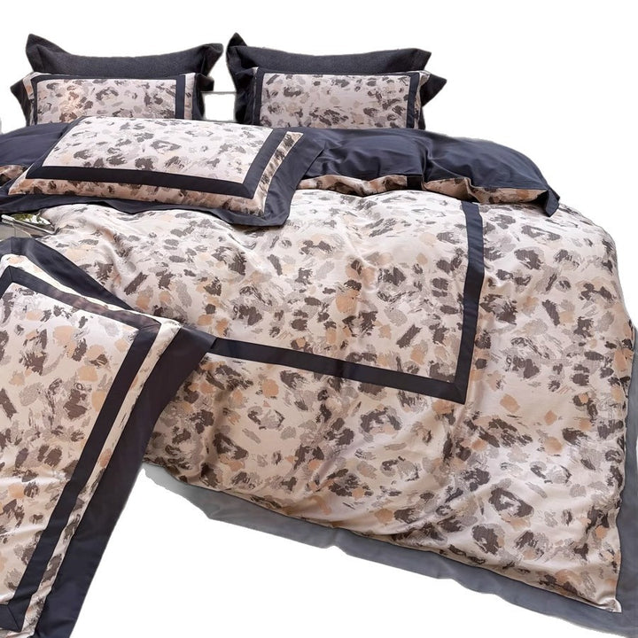 Jacquard-Patterned Reversible Duvet Cover Set with Satin Trim and Decorative Pillow Shams