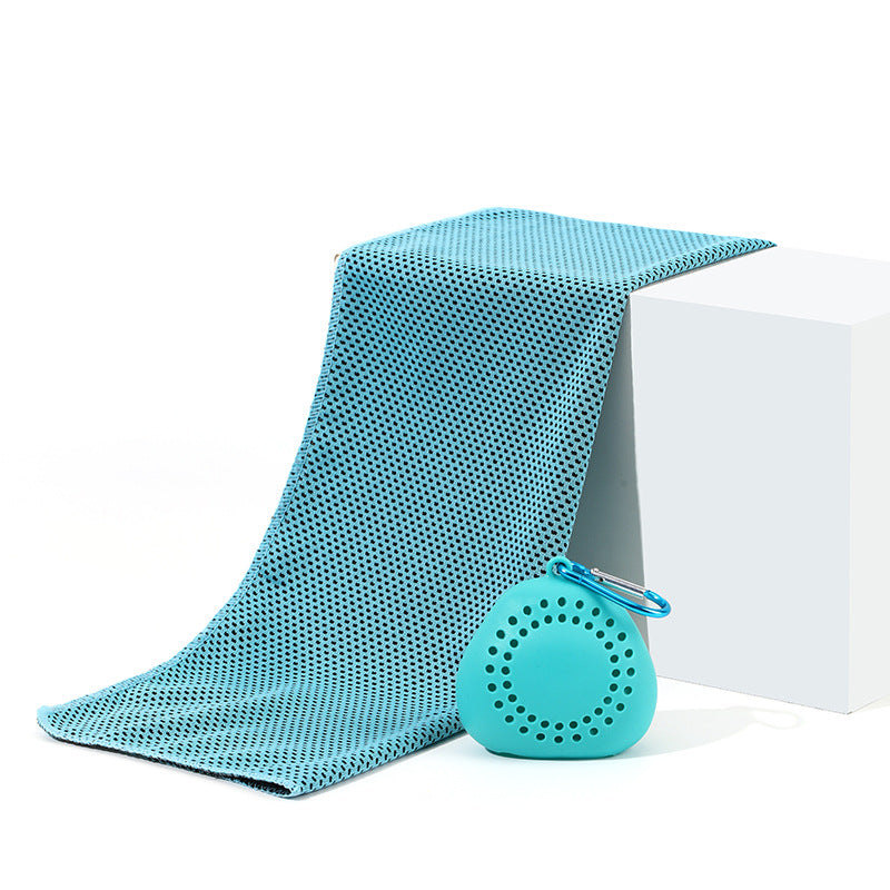 Unisex cooling towel in storage case Stornfield