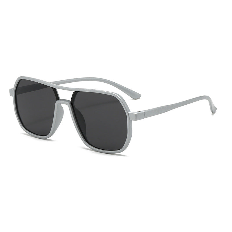 Women's trendy oversized sunglasses in modern design Stornfield