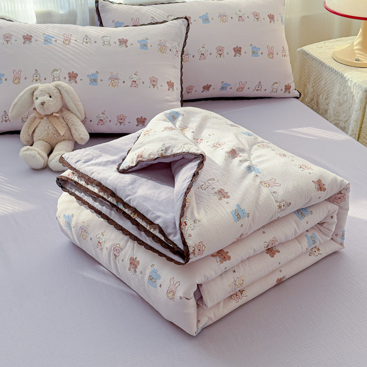 Floral Pattern Quilt Blanket