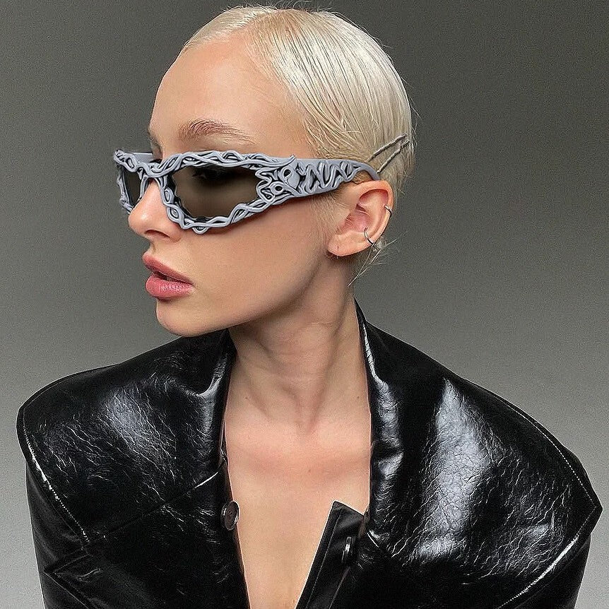 Women's extravagant design sunglasses with creatively structured frame Stornfield