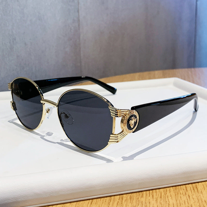 Ladies elegant sunglasses with luxurious metal frame and mirrored lenses Stornfield