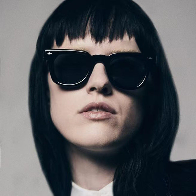 Women's stylish sunglasses in trendy design with elegant frame Stornfield
