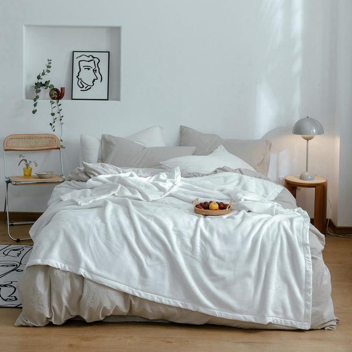 Luxurious Plush Velvet Blanket