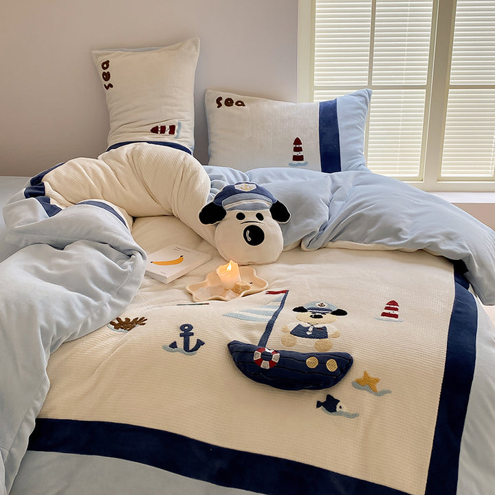 Children's bedding set with maritime embroidery and quilted bedspread