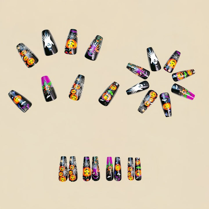 Halloween-Themed Nail Art Stornfield