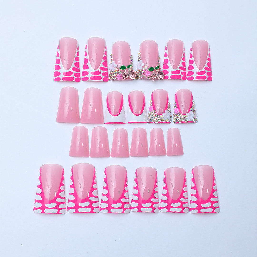 Decorative Artful Press-On Nails Stornfield