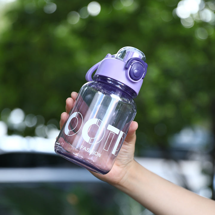 Women's transparent sports water bottle with practical Stornfield attachment