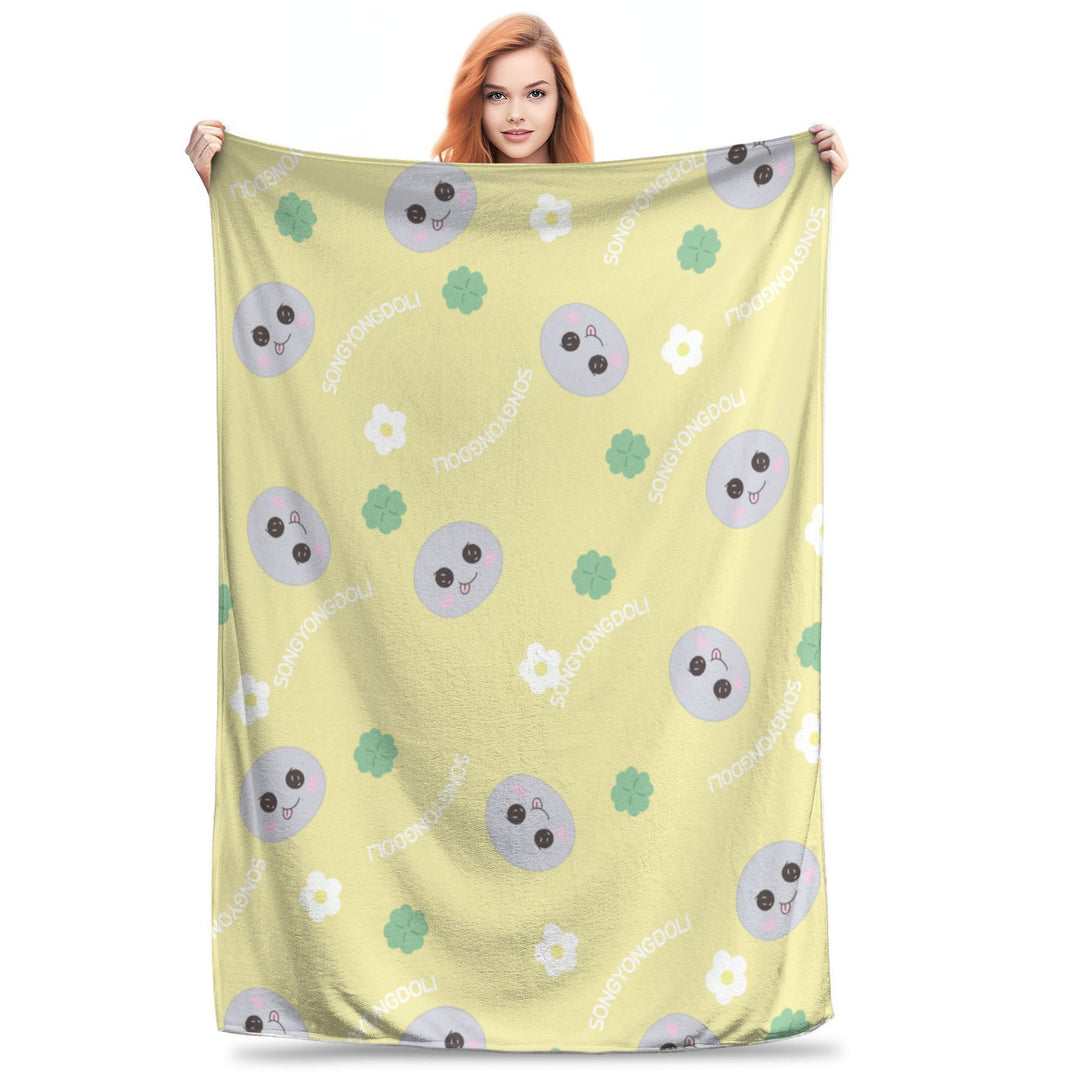 Cozy Plush Dog-Themed Throw Blanket