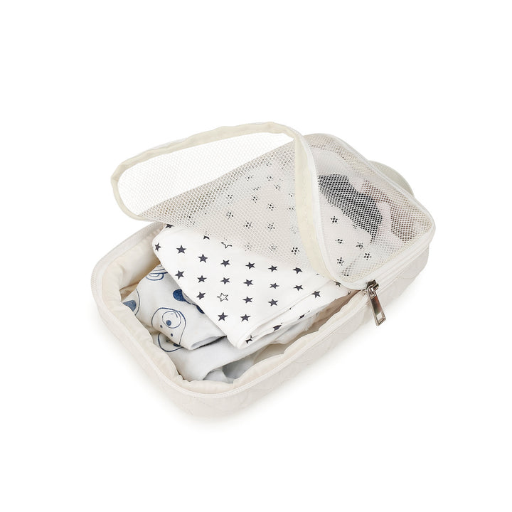Space-saving travel organizer Stornfield