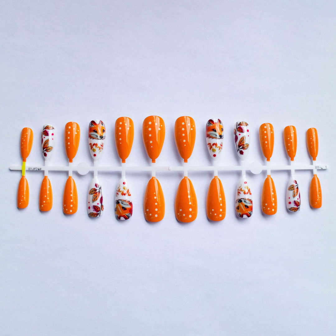 Artistic Fox-Themed Nail Art