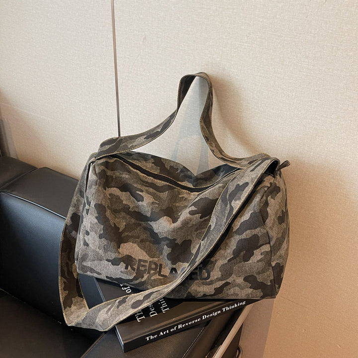 Versatile Camo Print Duffle Bag Stornfield