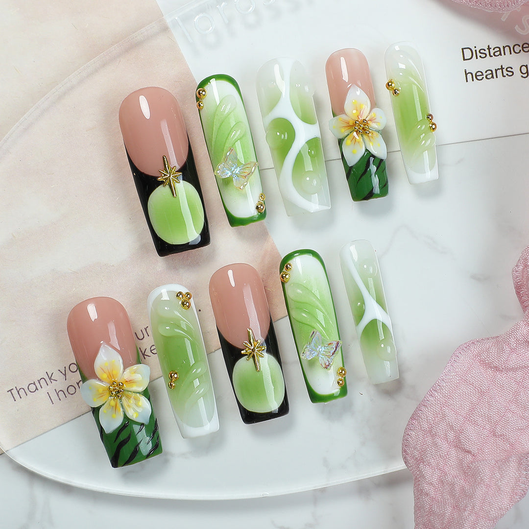 Creative nail art set with elegant floral decorations Stornfield