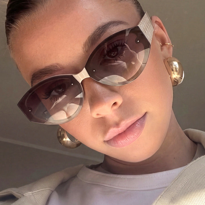 Ladies extravagant Cat-Eye sunglasses with textured frame Stornfield