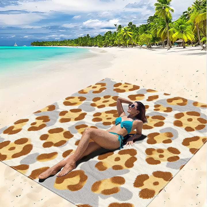 Mandala Design Beach Mat Stornfield