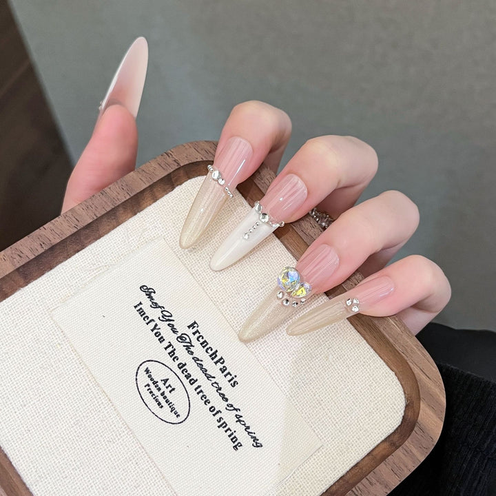 Elegant Decorative Press-On Nail Set Stornfield