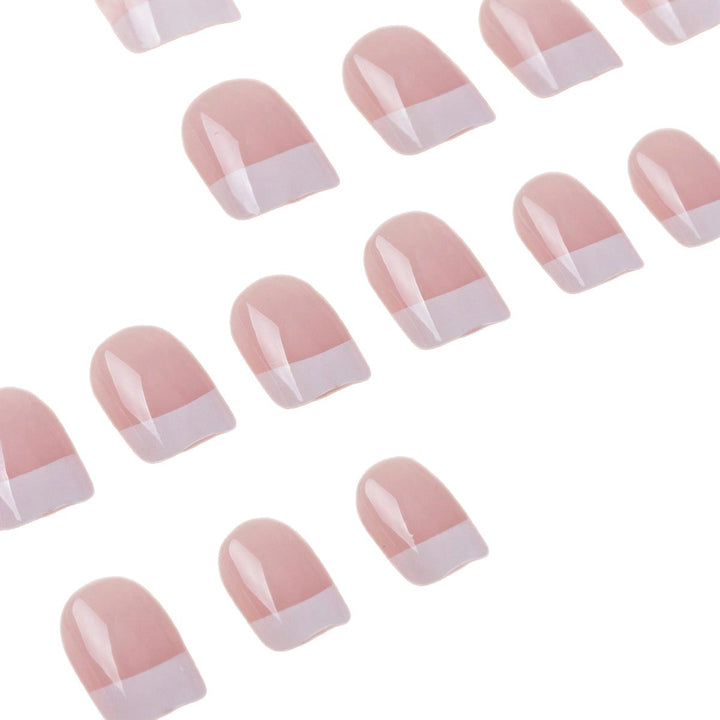 Classic French Tip Nail Set Stornfield