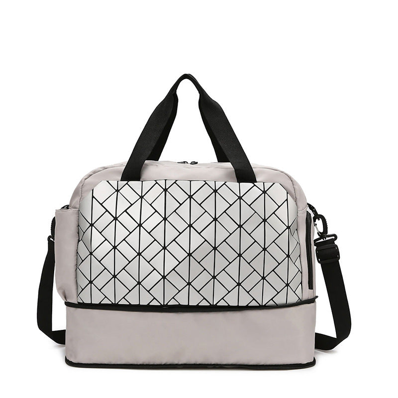 Versatile Multi-Compartment Travel Duffel Stornfield