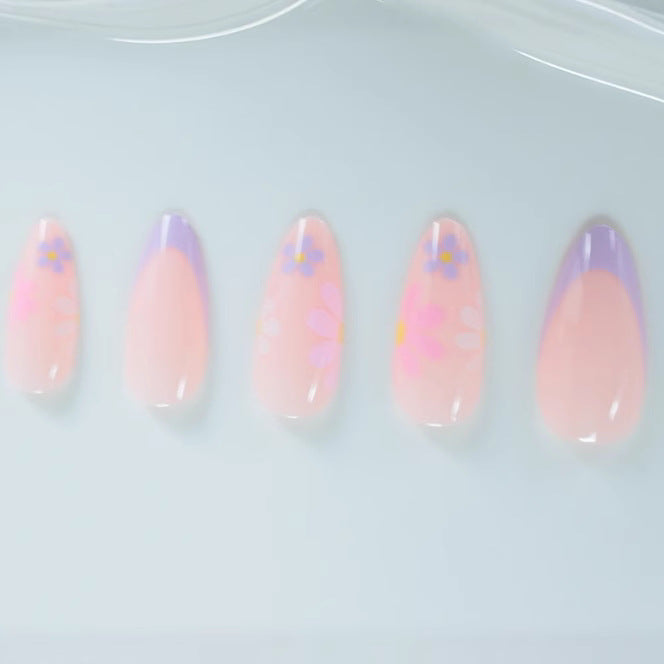 Chic Floral Nail Art Stornfield