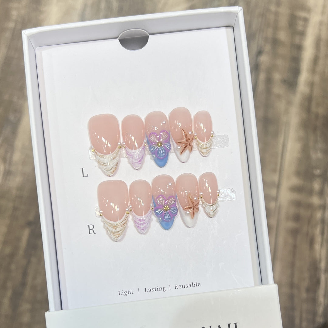 Artistic Press-On Nail Art Set with Floral and Starfish Design Stornfield