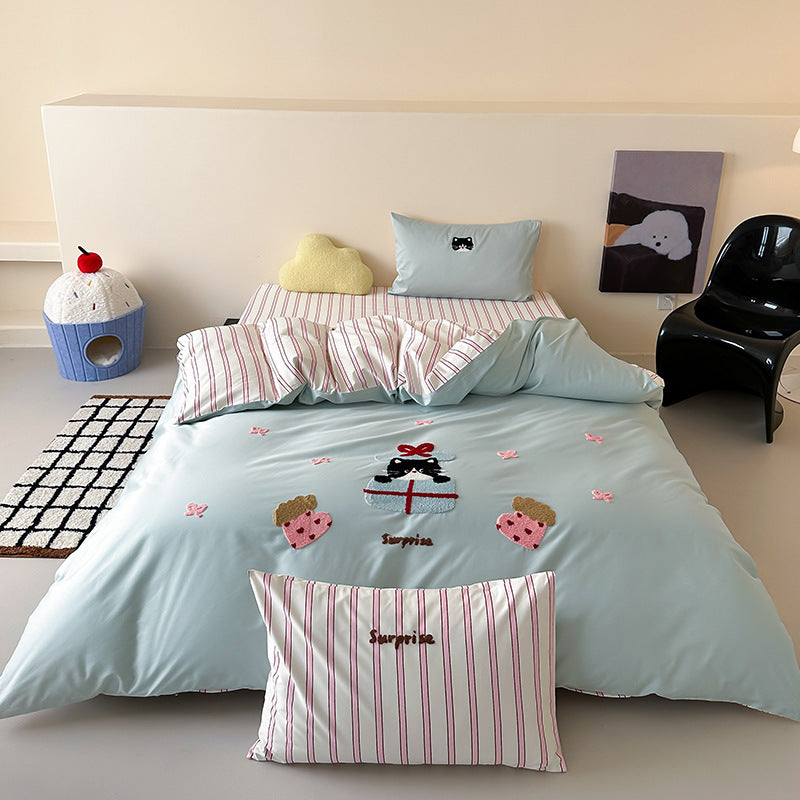 Embroidered Cotton Sateen Duvet Cover Set with Appliqué Bunnies and Polka Dot Pillowcases